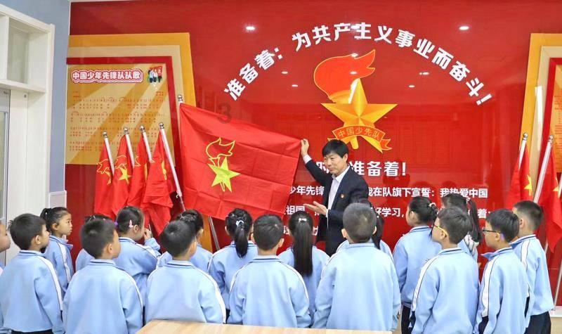 小宝贝打网球